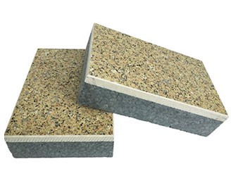 仿石漆保溫裝飾一體板是由多種仿石漆飾面、多種厚度、多種密度的無機板（纖維硅酸鈣板和纖維水泥板）復合不同厚度、不同容重的保溫芯材加工而成，具有節能、裝飾、保溫、防火等多種功能。仿石漆保溫裝飾一體板飾面層